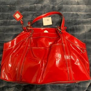 NWT Luz Claiborne Vibrant Red Patent Leather Shoulder Bag